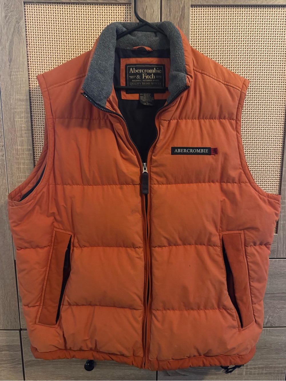 Vintage Abercrombie & Fitch Men's Burnt Orange Quilted Puffer Vest